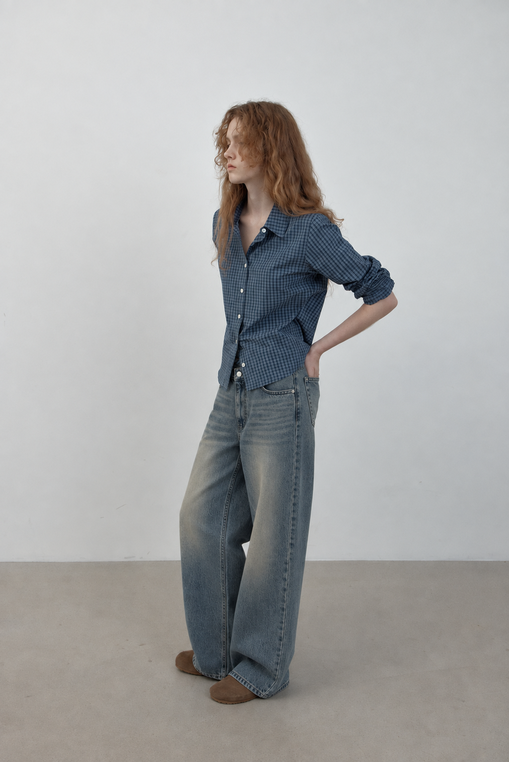 Wide-Leg Washed Jeans