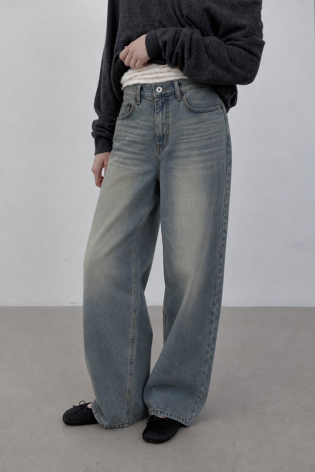 Wide-Leg Washed Jeans — View 5