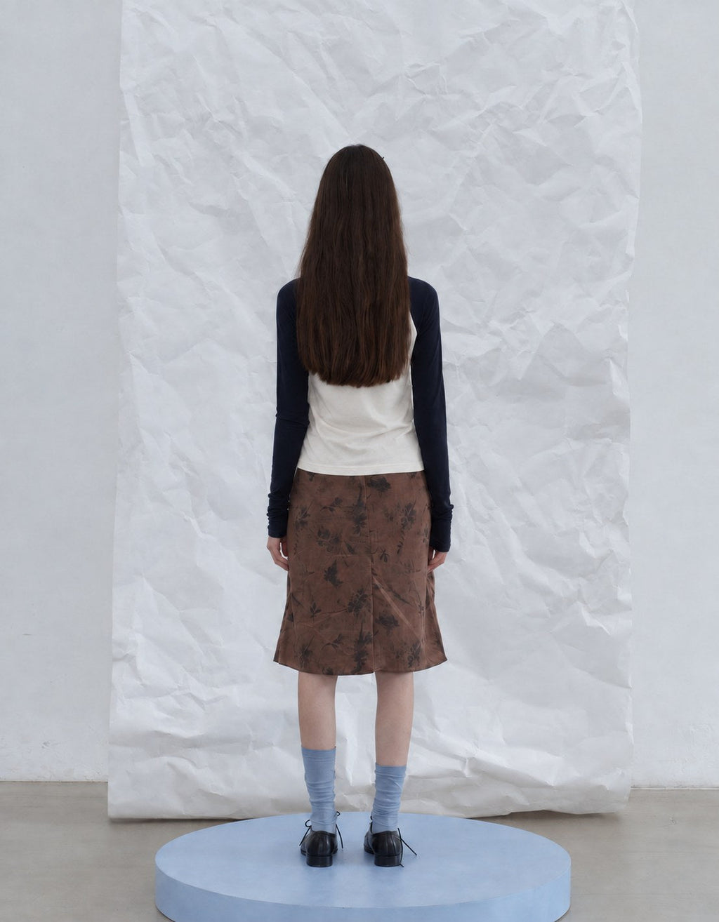 Contrast Raglan Tee — Navy sleeves, back view
