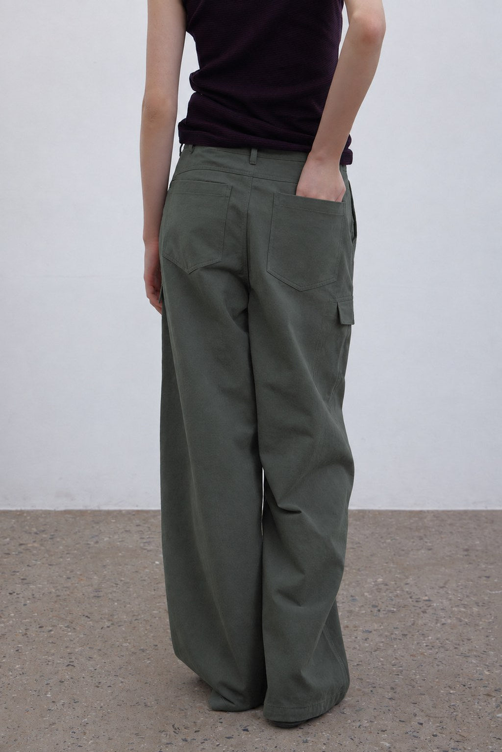 Drawstring Cargo Pants — Green, back pockets