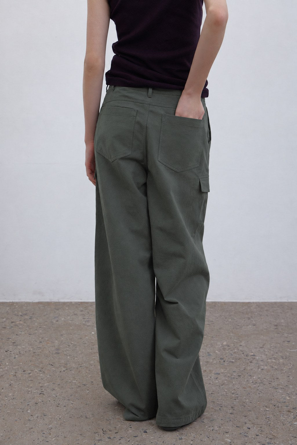 Drawstring Cargo Pants — Green, back pockets