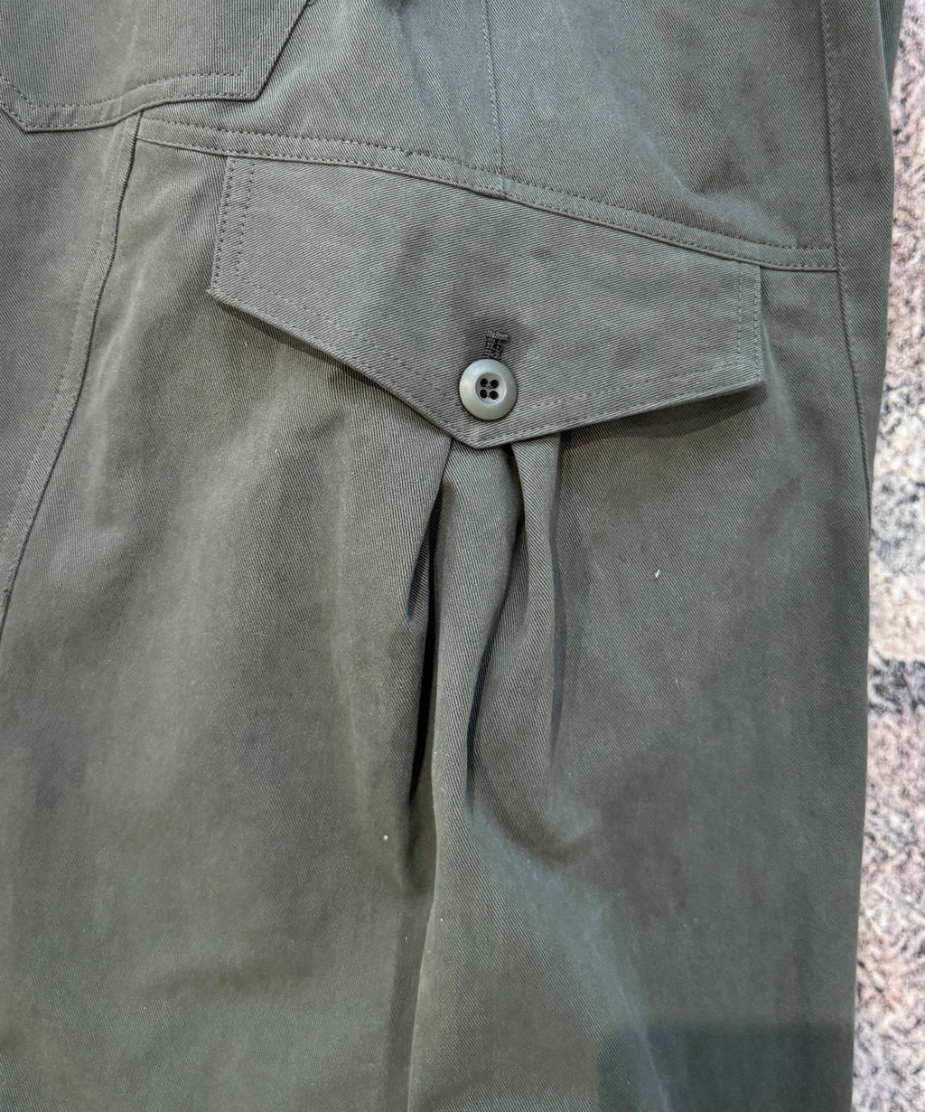 Drawstring Cargo Pants — Green, side pocket detail